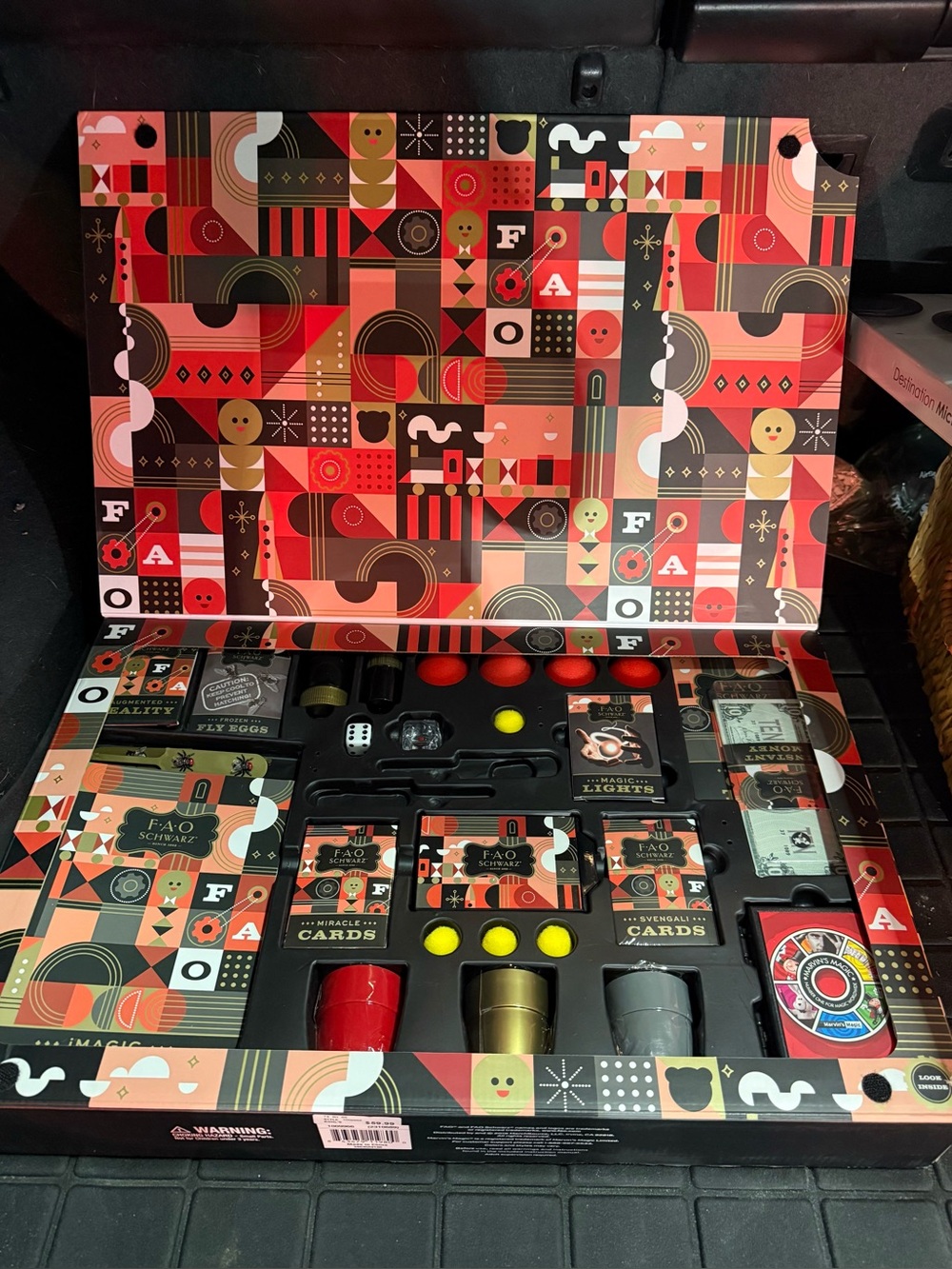 New FAO Schwarz Interactive Illusions iMagic Deluxe Kit